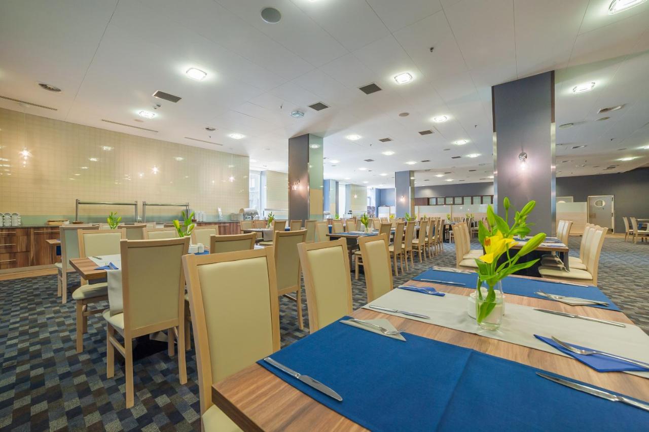 Premier Krakow Hotel Bagian luar foto