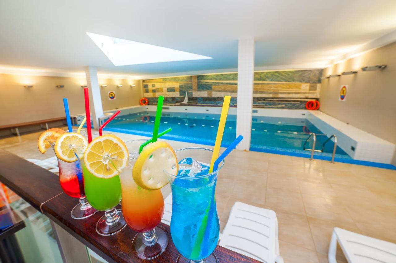 Premier Krakow Hotel Bagian luar foto