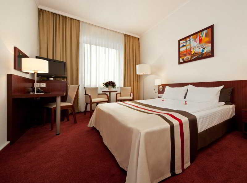 Premier Krakow Hotel Bagian luar foto